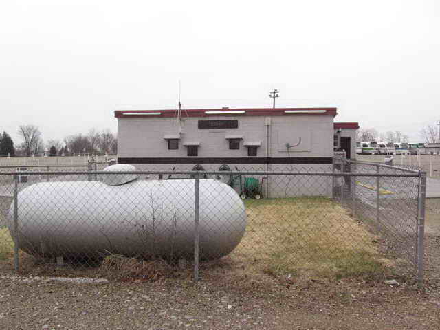 Holiday Auto Theatre - 2006 Photo (newer photo)